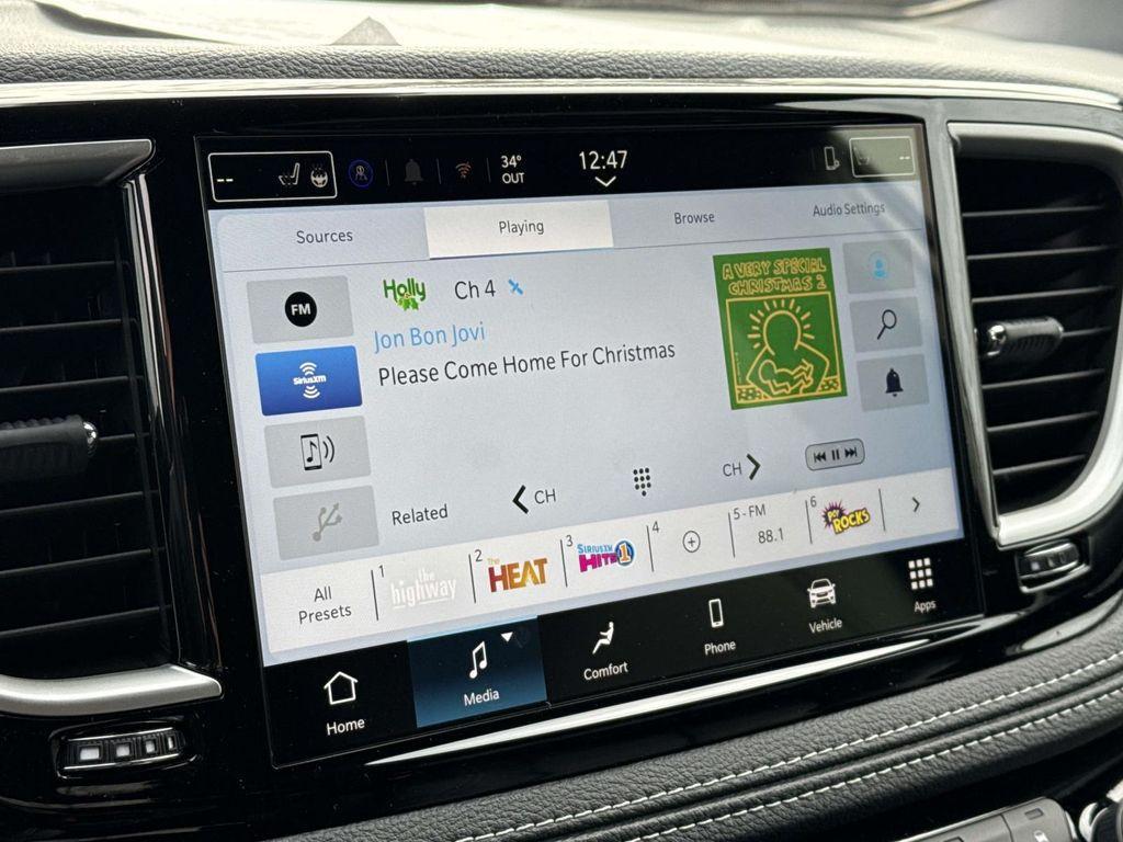 new 2026 Chrysler Pacifica car, priced at $40,607