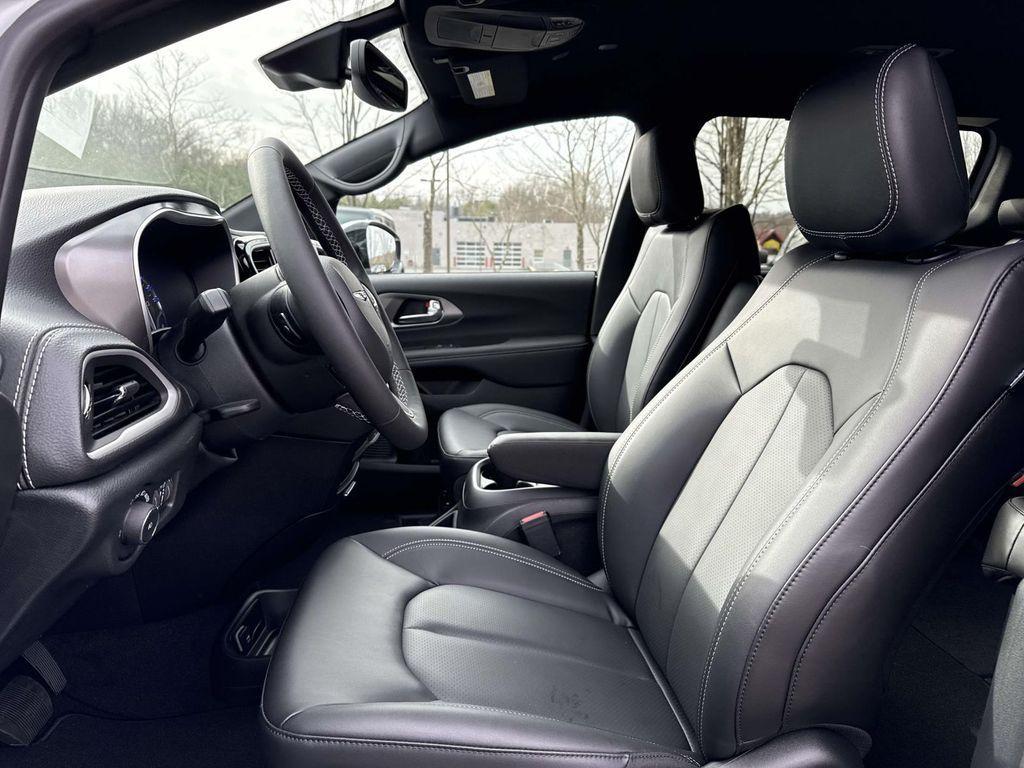 new 2026 Chrysler Pacifica car, priced at $40,607