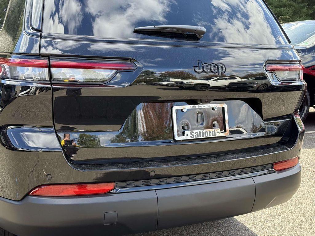 new 2025 Jeep Grand Cherokee L car, priced at $40,665