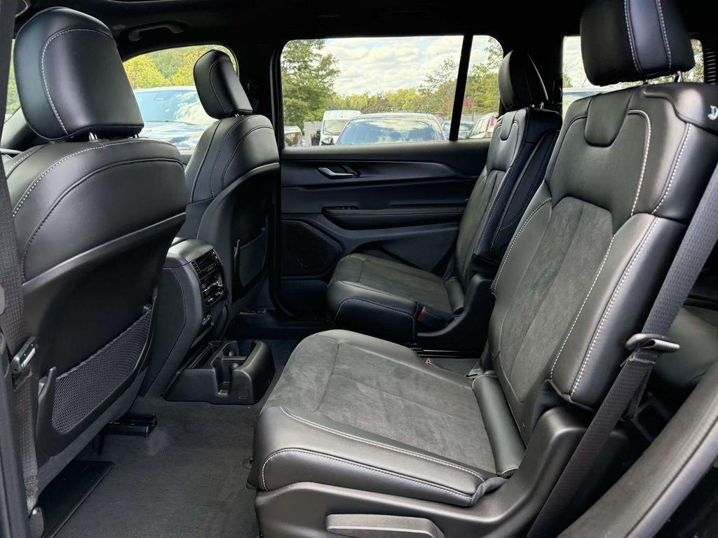 new 2025 Jeep Grand Cherokee L car, priced at $40,665
