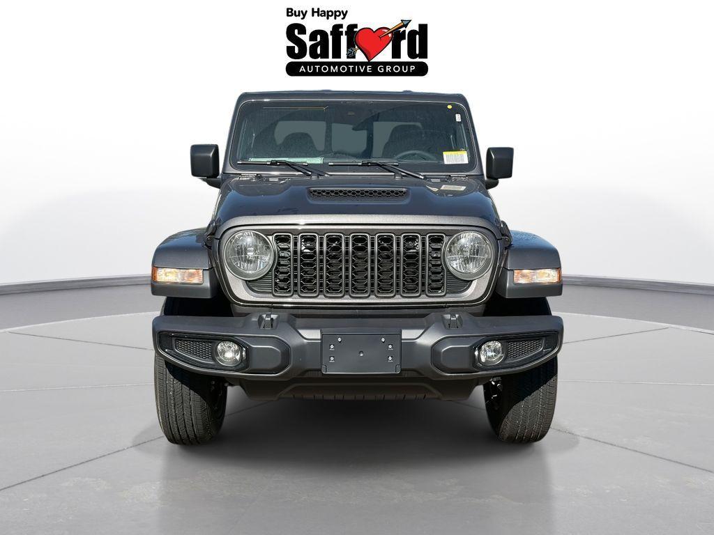 new 2025 Jeep Gladiator car, priced at $38,645