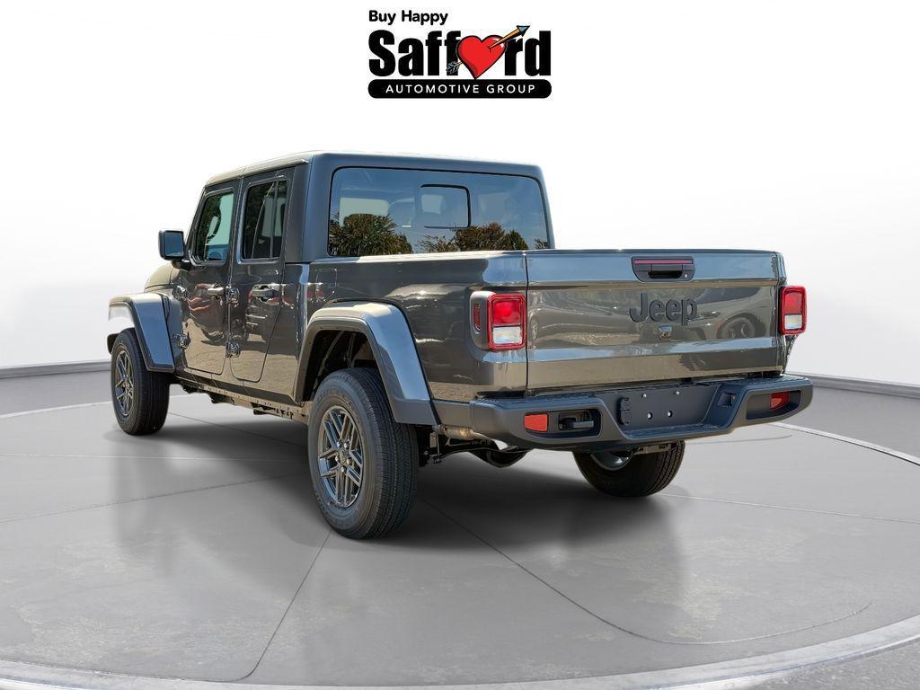 new 2025 Jeep Gladiator car, priced at $38,645