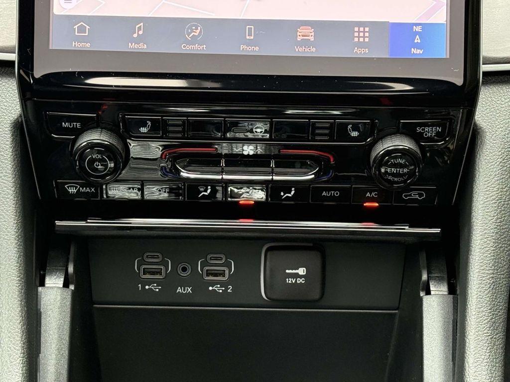 new 2025 Jeep Grand Cherokee car, priced at $38,877