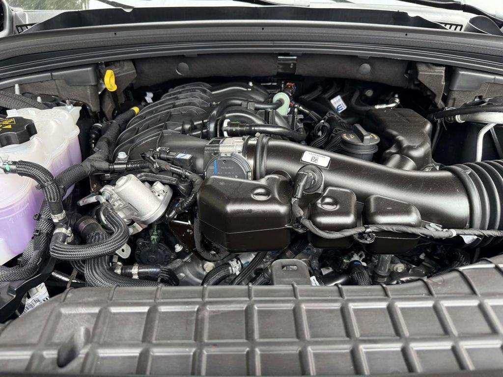 new 2025 Jeep Grand Cherokee car, priced at $38,877