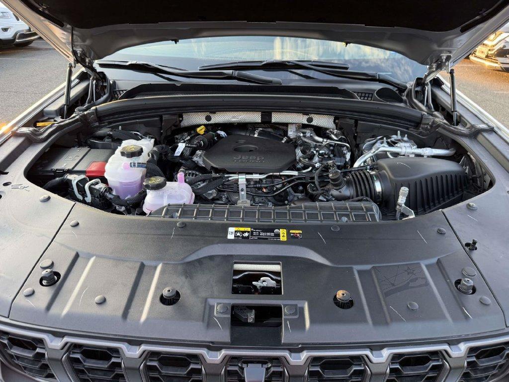 new 2026 Jeep Grand Cherokee car, priced at $45,653