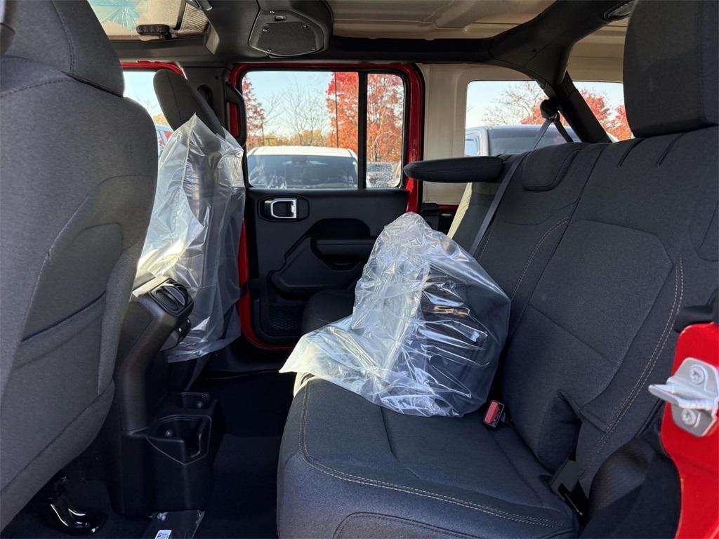 new 2026 Jeep Wrangler car, priced at $39,370