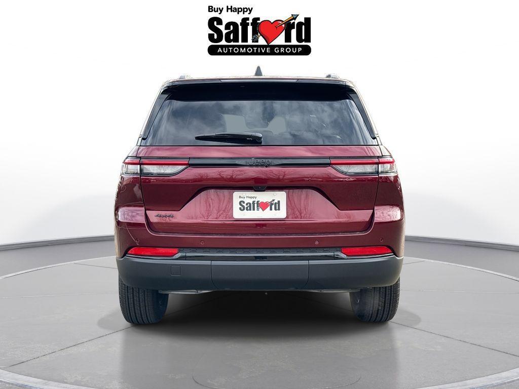 new 2025 Jeep Grand Cherokee car, priced at $41,955