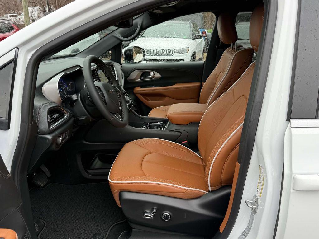 new 2026 Chrysler Pacifica car, priced at $51,487