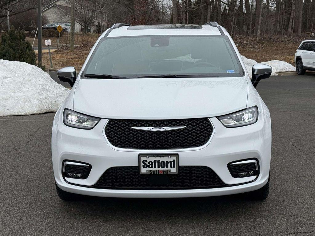 new 2026 Chrysler Pacifica car, priced at $51,487