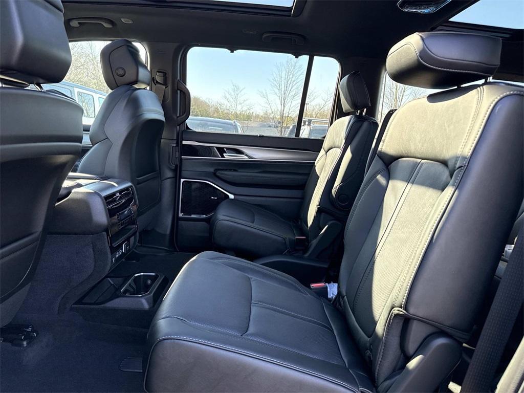 new 2026 Jeep Grand Wagoneer car, priced at $74,737