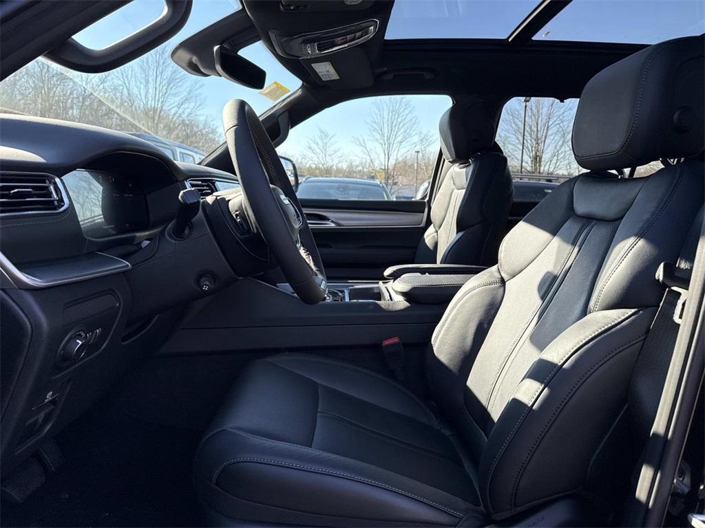 new 2026 Jeep Grand Wagoneer car, priced at $74,737