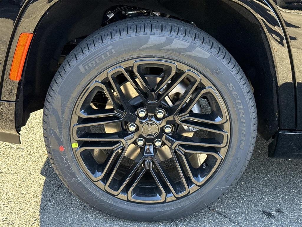 new 2026 Jeep Grand Wagoneer car, priced at $74,737