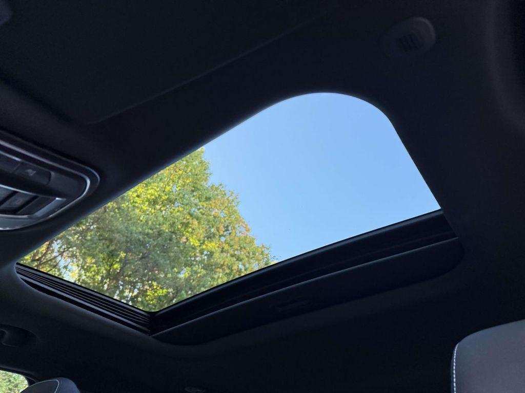 new 2025 Jeep Grand Cherokee car, priced at $35,653