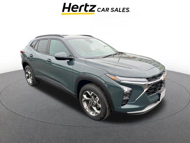 used 2025 Chevrolet Trax car, priced at $19,657