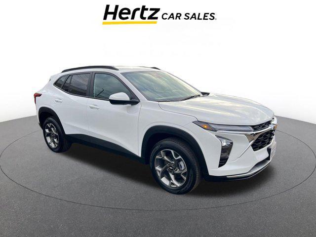 used 2025 Chevrolet Trax car, priced at $19,564