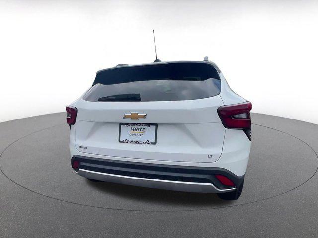 used 2025 Chevrolet Trax car, priced at $18,634