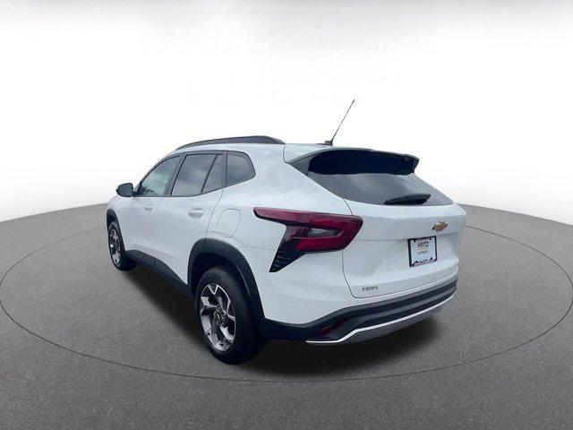 used 2025 Chevrolet Trax car, priced at $18,634