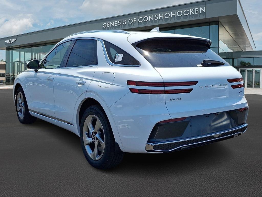 new 2026 Genesis GV70 car