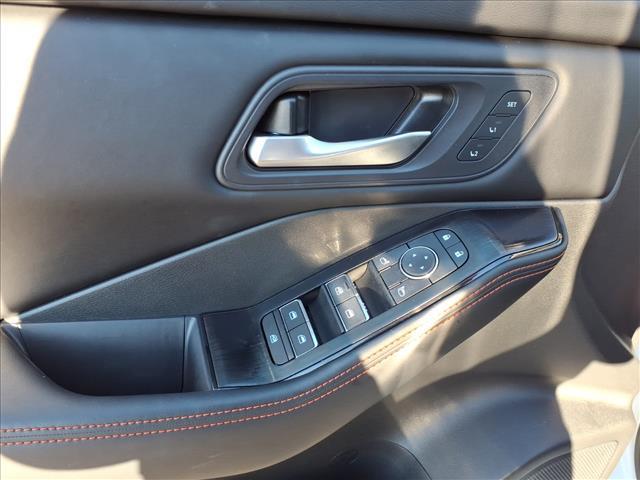 used 2025 Nissan Rogue car, priced at $28,950