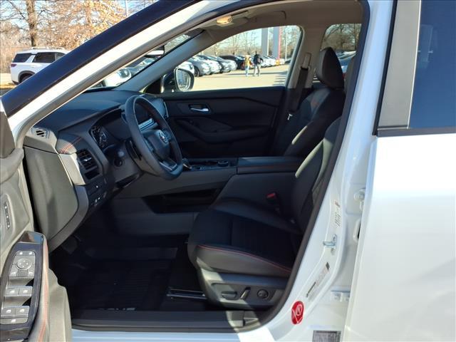 used 2025 Nissan Rogue car, priced at $28,950