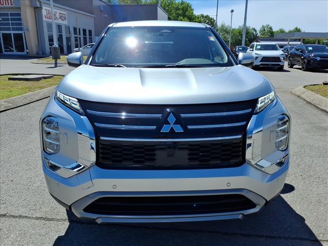 used 2025 Mitsubishi Outlander car, priced at $28,200