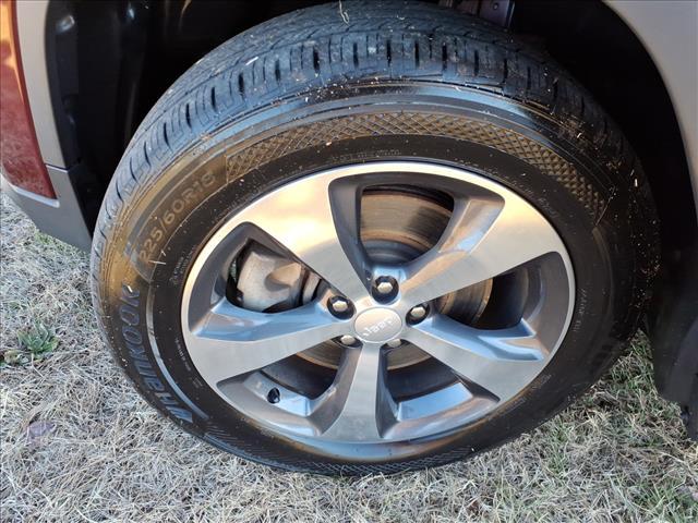 used 2019 Jeep Cherokee car, priced at $13,650