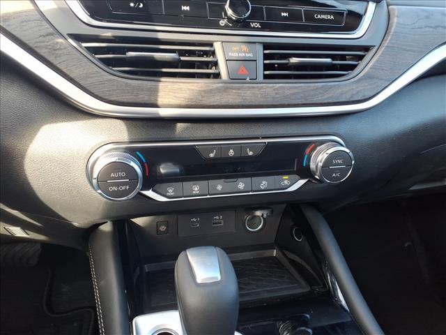 new 2025 Nissan Altima car, priced at $32,890