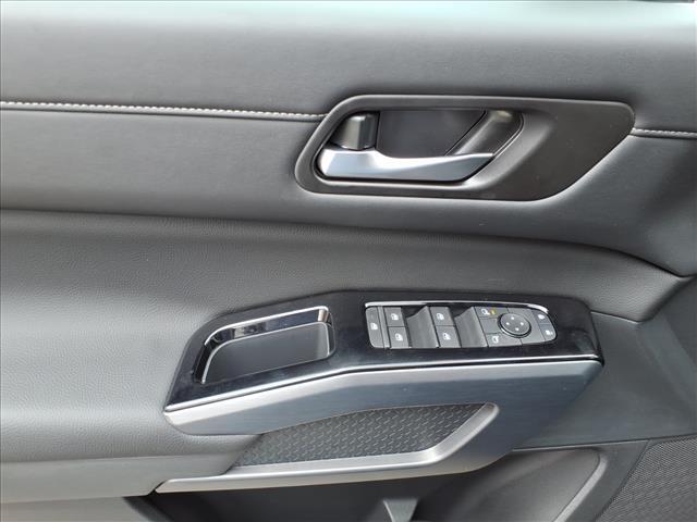 new 2026 Nissan Pathfinder car, priced at $41,905