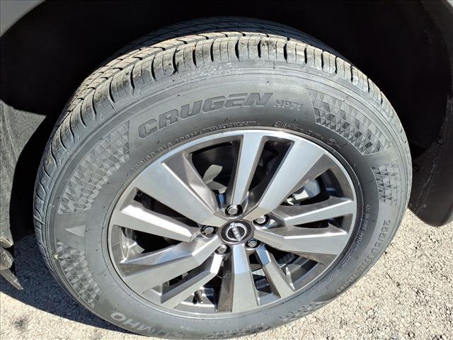 new 2026 Nissan Pathfinder car, priced at $40,021