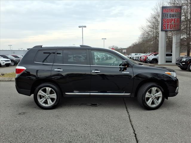 used 2013 Toyota Highlander car, priced at $13,985