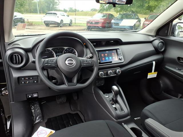 new 2025 Nissan Kicks Play car, priced at $20,865