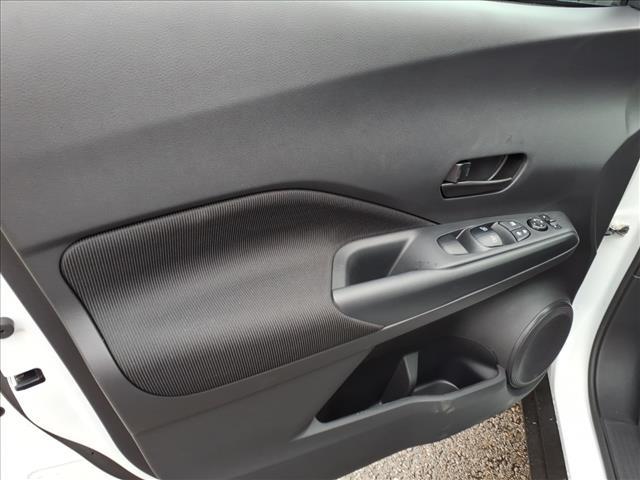 new 2025 Nissan Kicks Play car, priced at $20,865