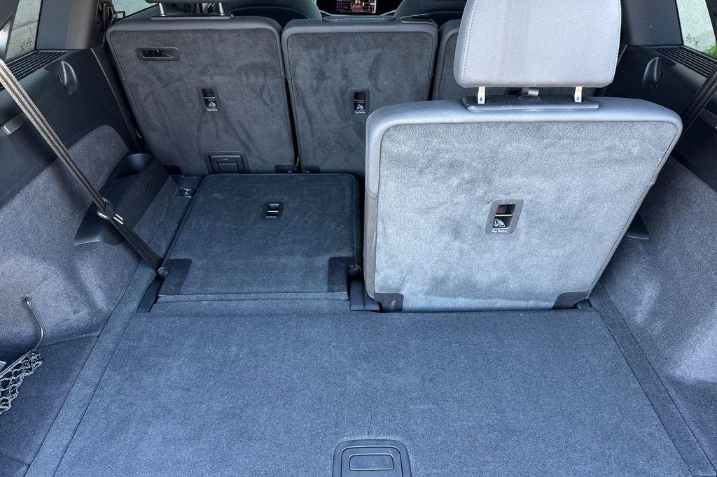 used 2025 Audi Q7 car, priced at $46,117