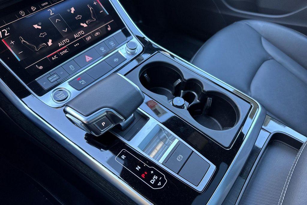 used 2025 Audi Q7 car, priced at $46,117