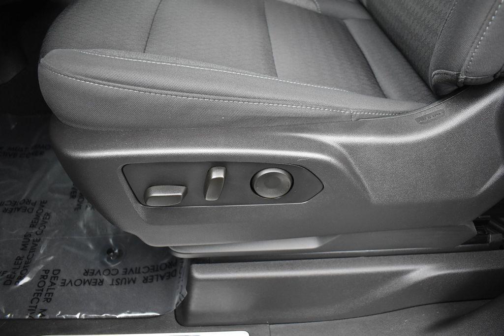 used 2024 Chevrolet Silverado 1500 car, priced at $41,614