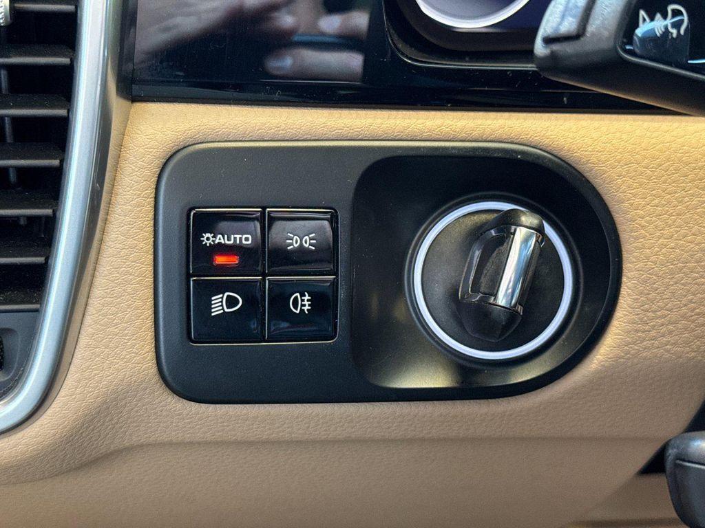 used 2019 Porsche Cayenne car, priced at $33,576