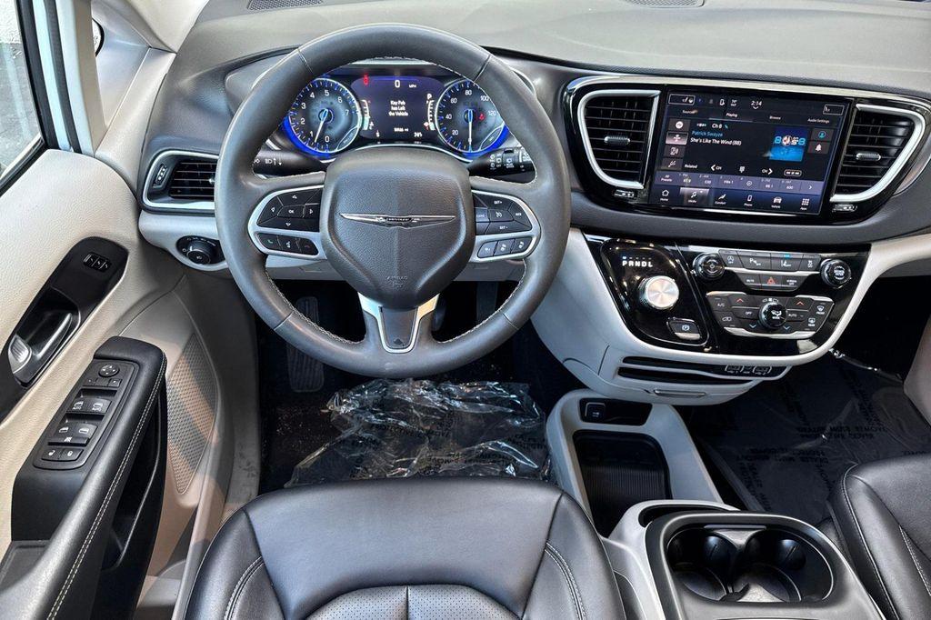 used 2024 Chrysler Pacifica car, priced at $26,263