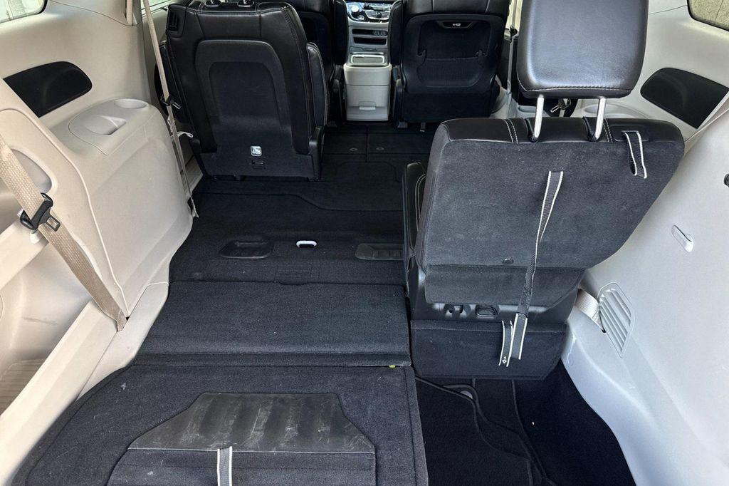 used 2024 Chrysler Pacifica car, priced at $26,263