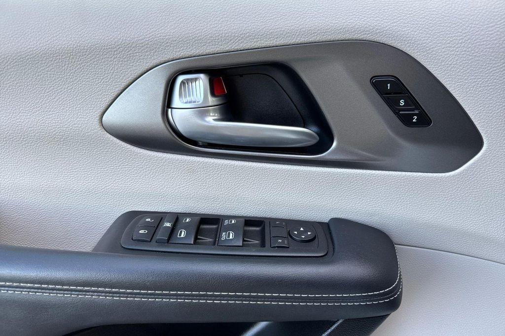 used 2024 Chrysler Pacifica car, priced at $26,263