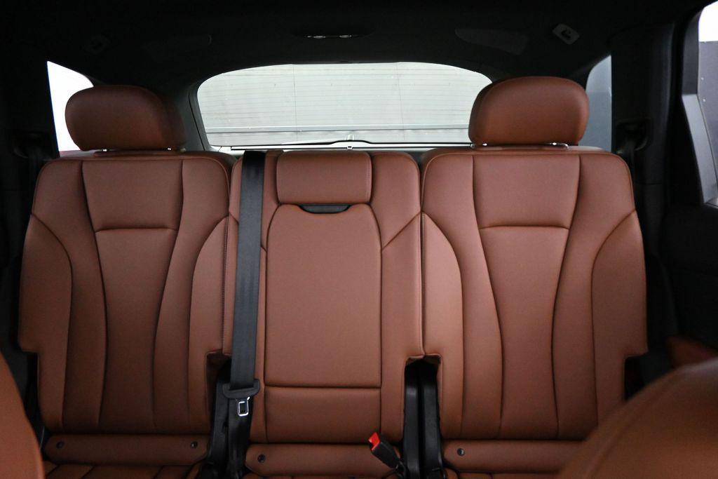 new 2026 Audi Q7 car, priced at $72,250