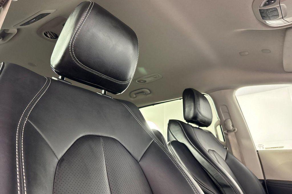 used 2024 Chrysler Pacifica car, priced at $22,621