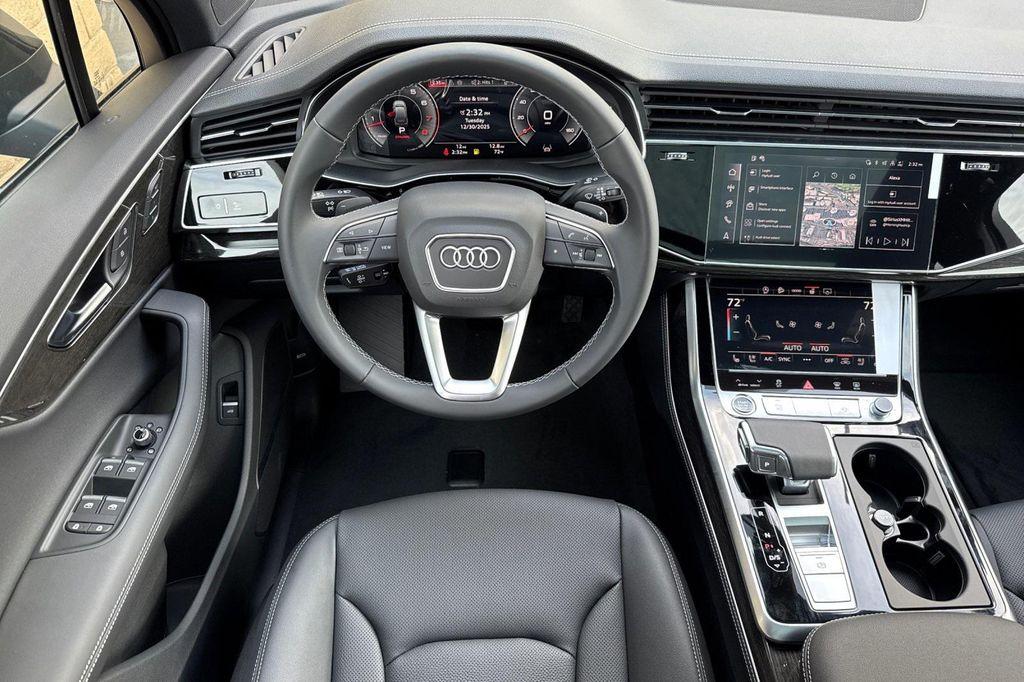 new 2026 Audi Q7 car, priced at $78,220