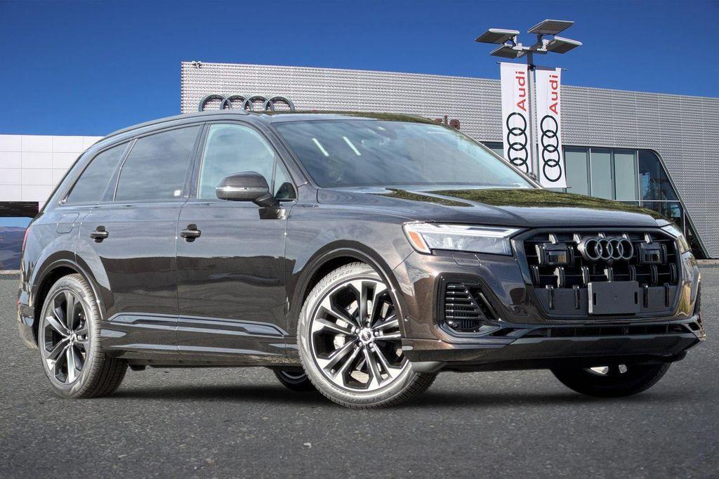 new 2026 Audi Q7 car, priced at $78,220