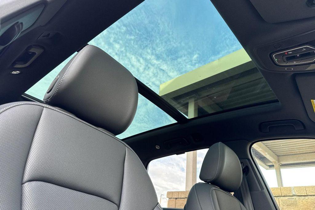 new 2026 Audi Q7 car, priced at $78,220