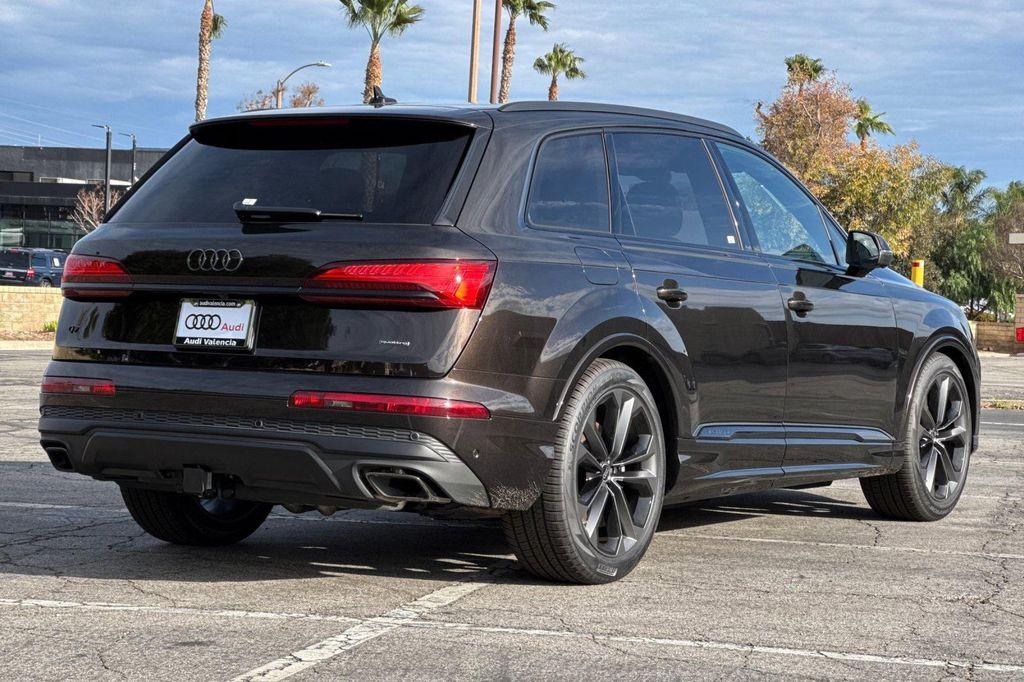 new 2026 Audi Q7 car, priced at $78,220