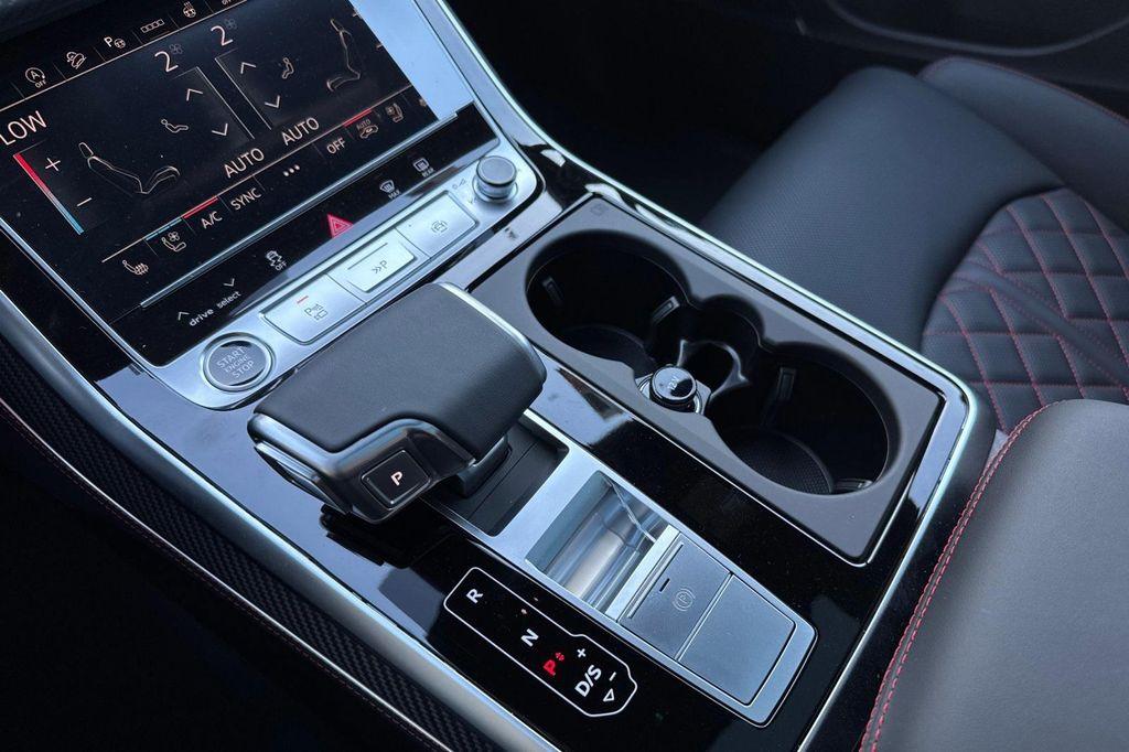 new 2026 Audi Q7 car, priced at $86,535