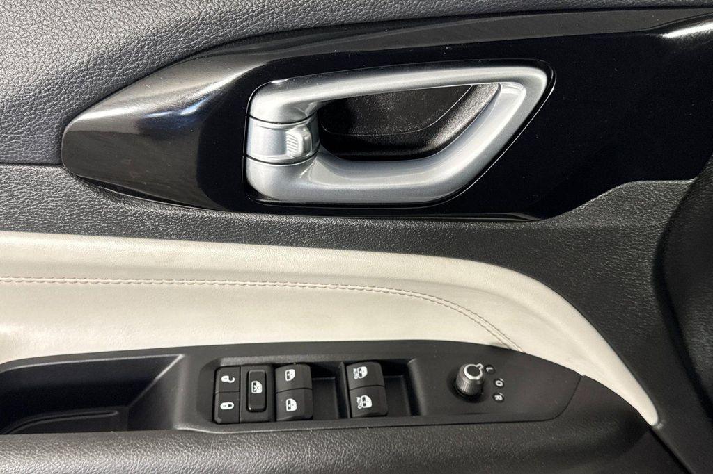 used 2025 Jeep Compass car, priced at $22,658