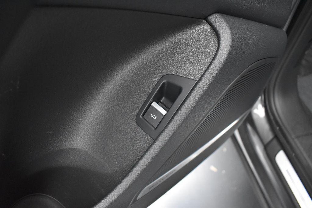 used 2022 Audi Q7 car, priced at $35,308