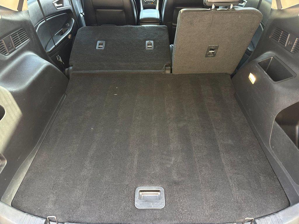 used 2024 Ford Edge car, priced at $23,112