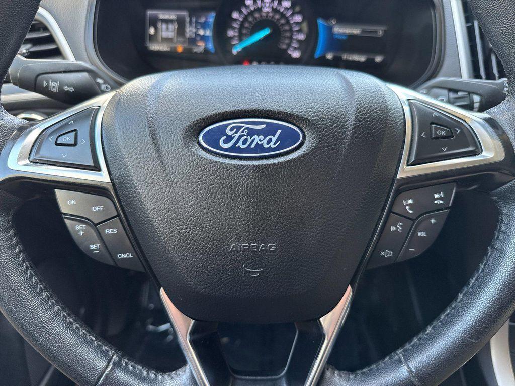 used 2024 Ford Edge car, priced at $23,112